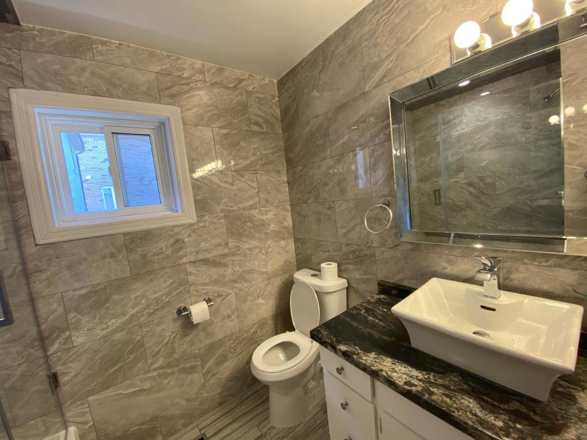 טורונטו Yonge And Finch Subway !P Cozy & Quiet Private Bdr With Private Bathroom מראה חיצוני תמונה