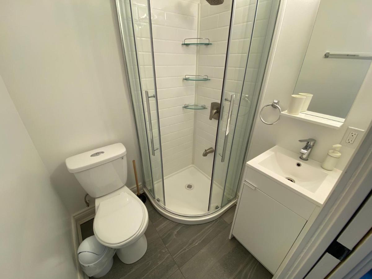 טורונטו Yonge And Finch Subway !P Cozy & Quiet Private Bdr With Private Bathroom מראה חיצוני תמונה